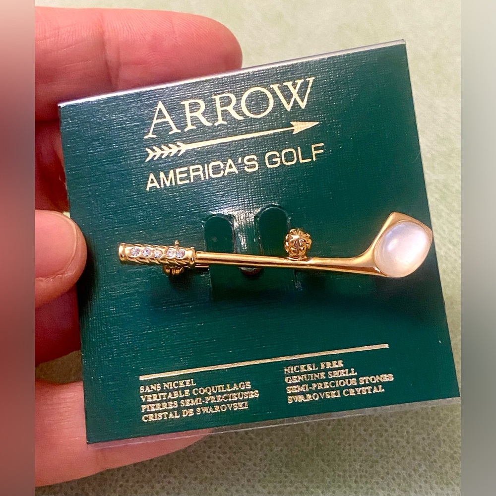 Arrow Gold-Tone Golf Club Brooch with Mother-of-Pearl and Swarovski Crystal